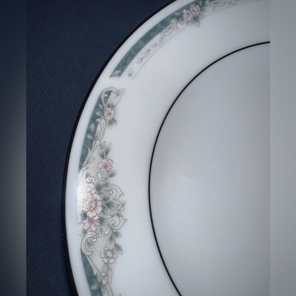 Noritake Other - LN 4- LEGENDARY SWEET SAVANNAH NORITAKE BREAD & BUTTER PORCELAIN CHINA PLATES.